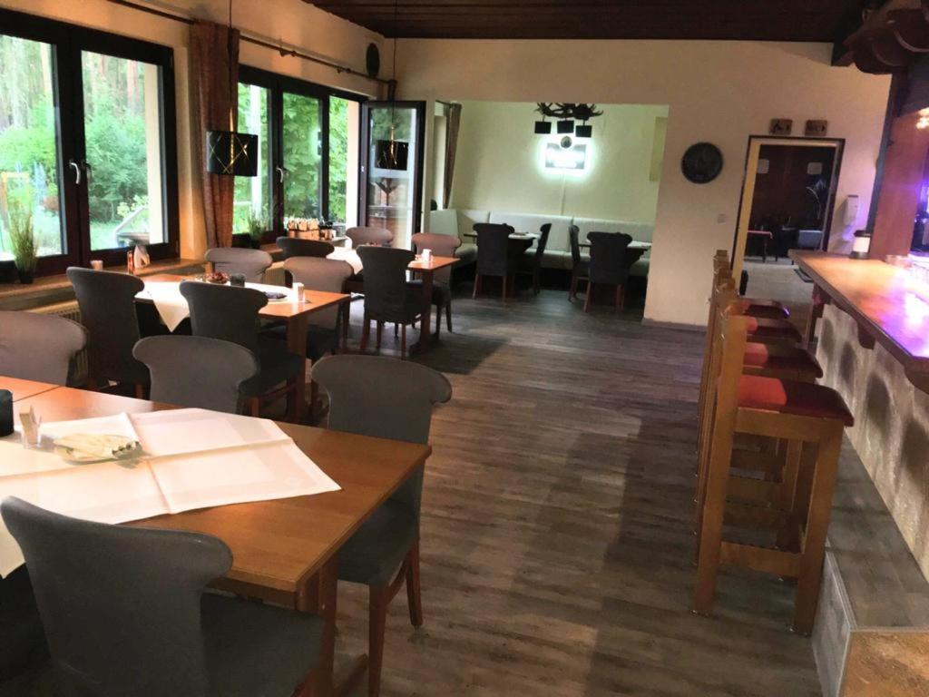Hotel-Restaurant Hubertus Brome Exterior foto